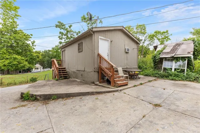 $180,000 | 2935 Holly Street, Kansas City, MO 64108
