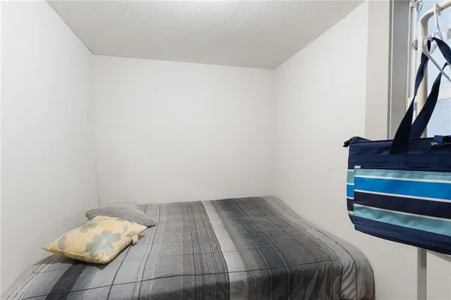 $180,000 | 2935 Holly Street, Kansas City, MO 64108