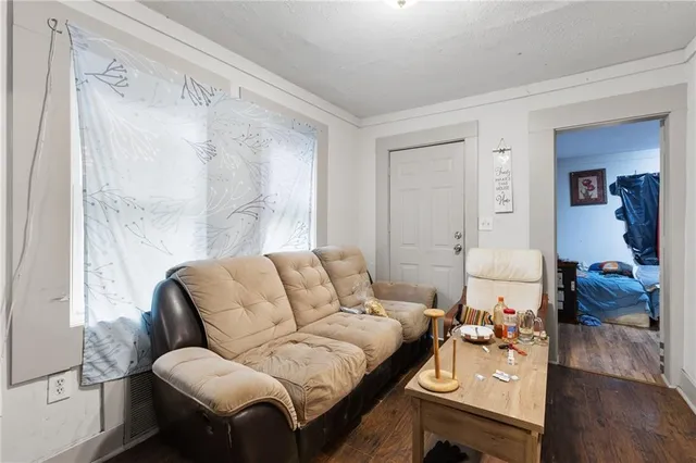 $180,000 | 2935 Holly Street, Kansas City, MO 64108