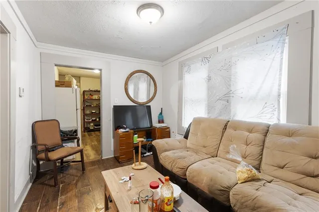 $180,000 | 2935 Holly Street, Kansas City, MO 64108