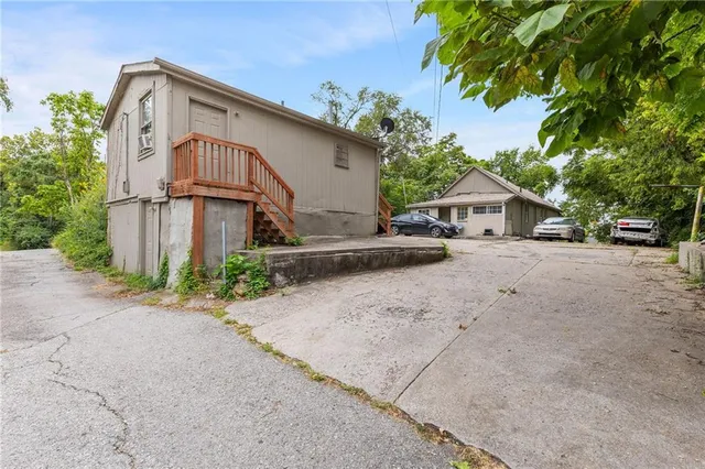 $180,000 | 2935 Holly Street, Kansas City, MO 64108