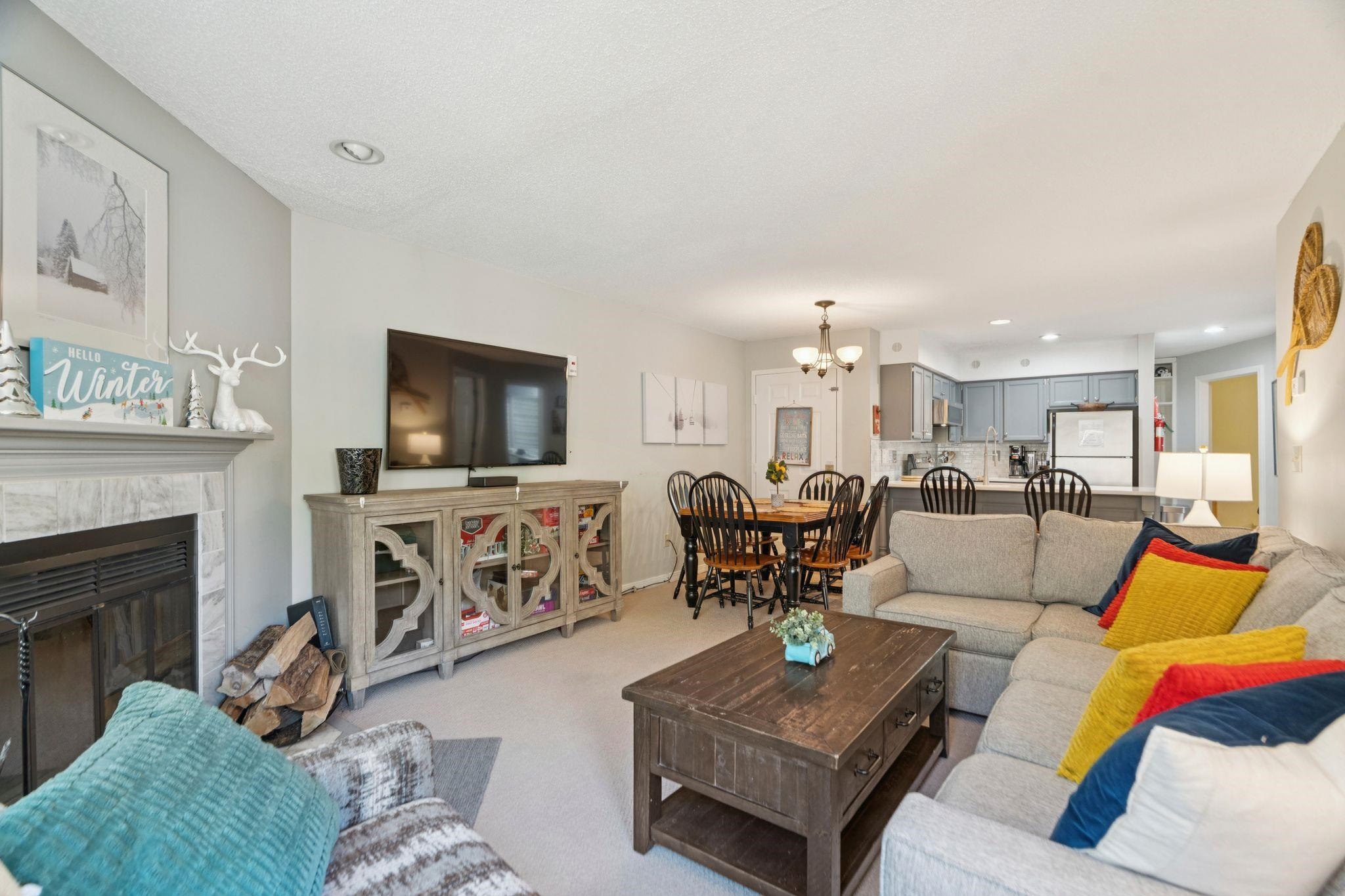 57 Alpine Drive, Unit 203 Killington, VT 05751 - Photo 4 of 26