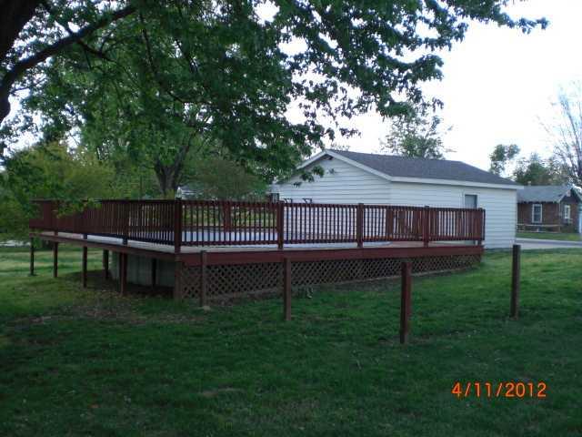 715 Front Street Washington, IN 47501 - Photo 2 of 6 Gallery Image 2