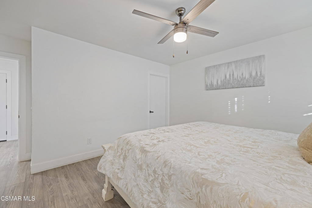 18712 Vicci Street Canyon Country, CA 91351 - Photo 16 of 38