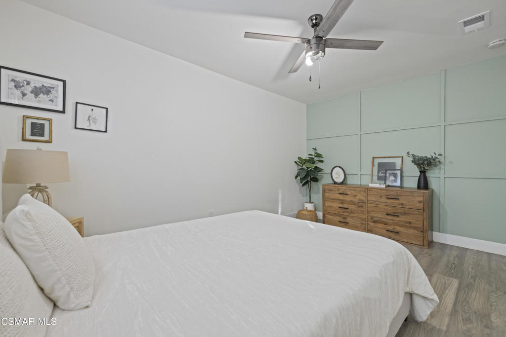 18712 Vicci Street Canyon Country, CA 91351 - Photo 23 of 38