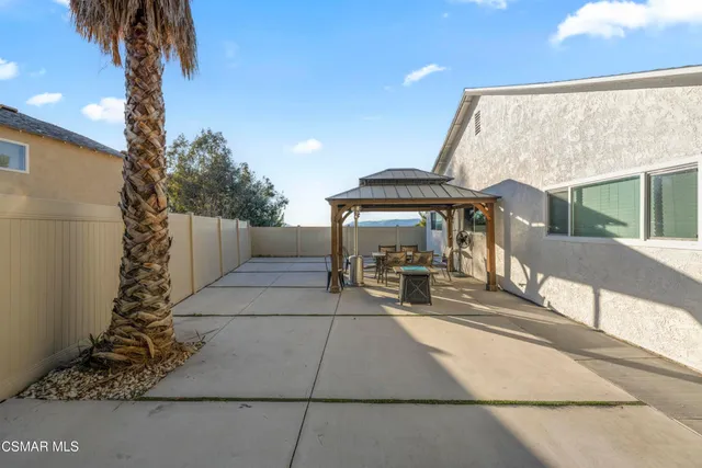 $749,000 | 18712 Vicci Street, Canyon Country, CA 91351