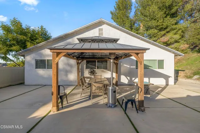 $749,000 | 18712 Vicci Street, Canyon Country, CA 91351