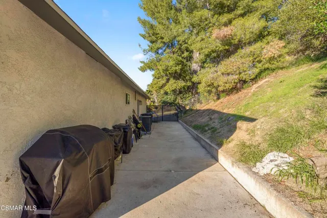 $749,000 | 18712 Vicci Street, Canyon Country, CA 91351