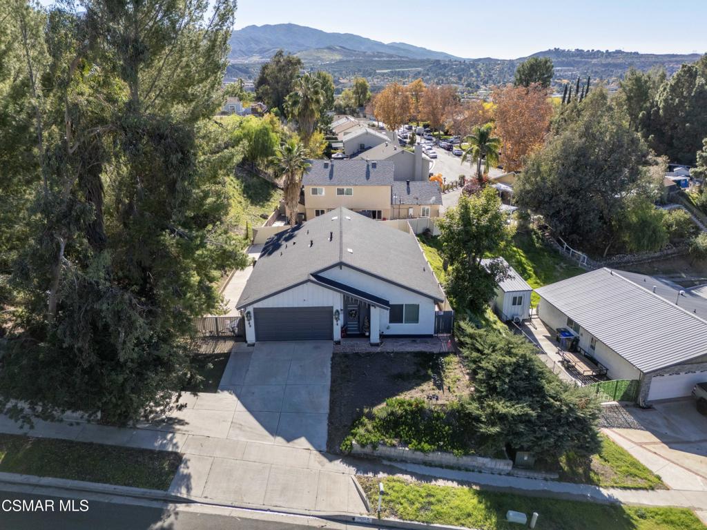 18712 Vicci Street Canyon Country, CA 91351 - Photo 33 of 38