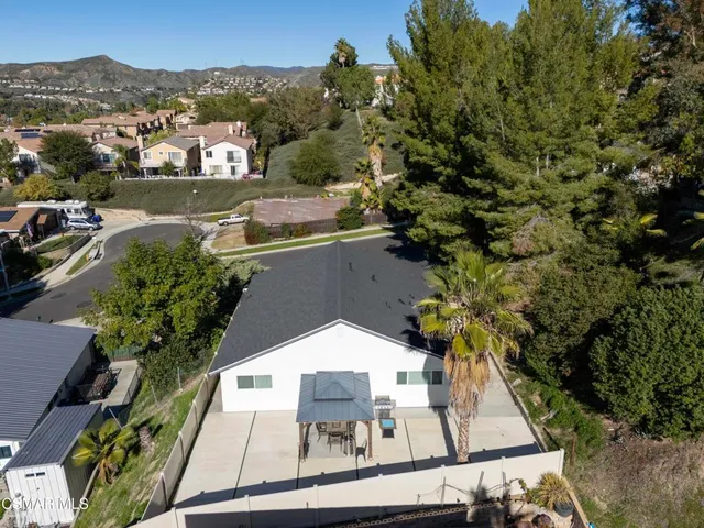 $749,000 | 18712 Vicci Street, Canyon Country, CA 91351