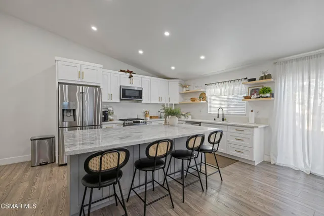 $749,000 | 18712 Vicci Street, Canyon Country, CA 91351