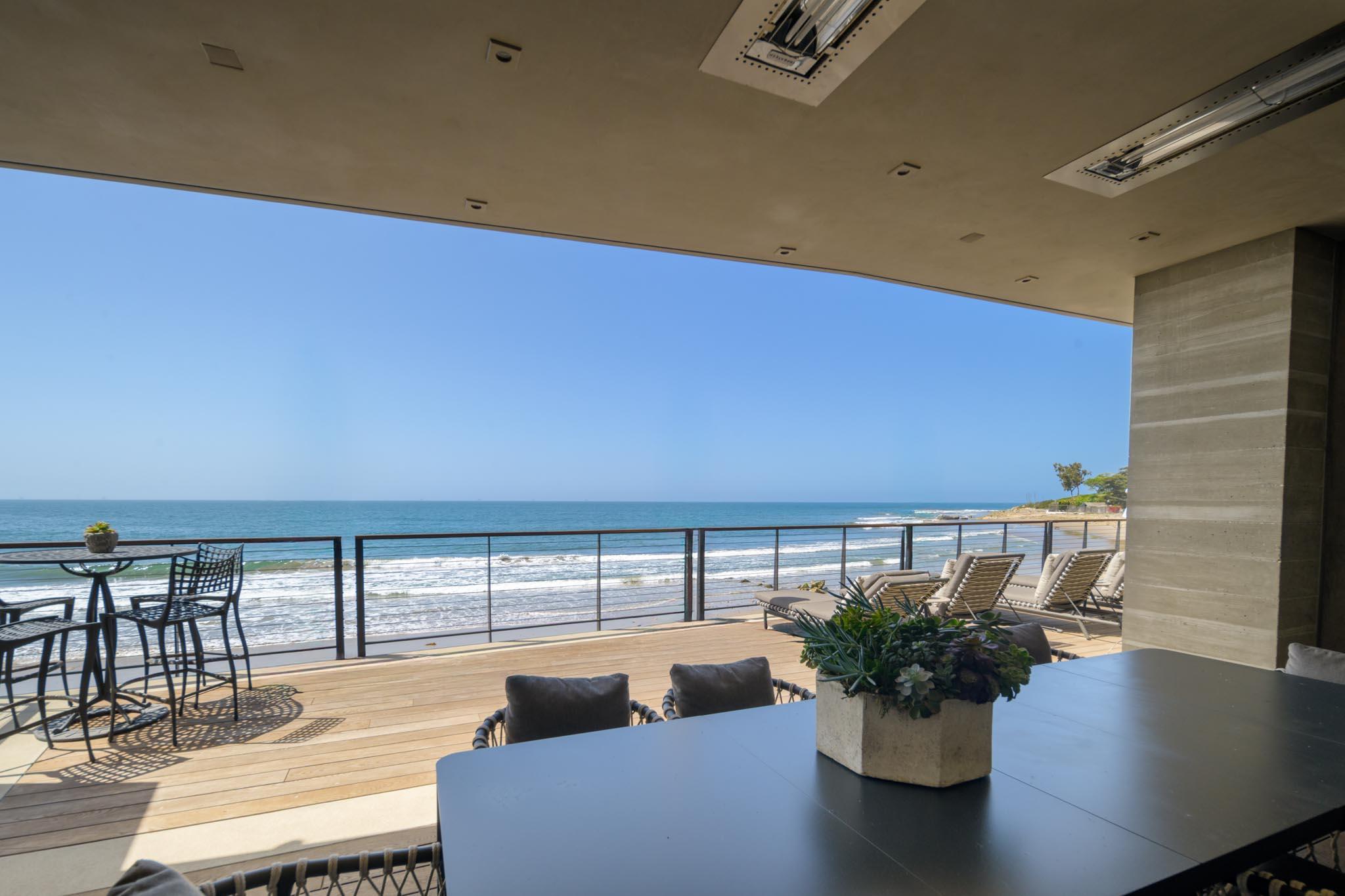 1821 Fernald Point Lane Montecito, CA 93108 - Photo 5 of 28 a living room with furniture