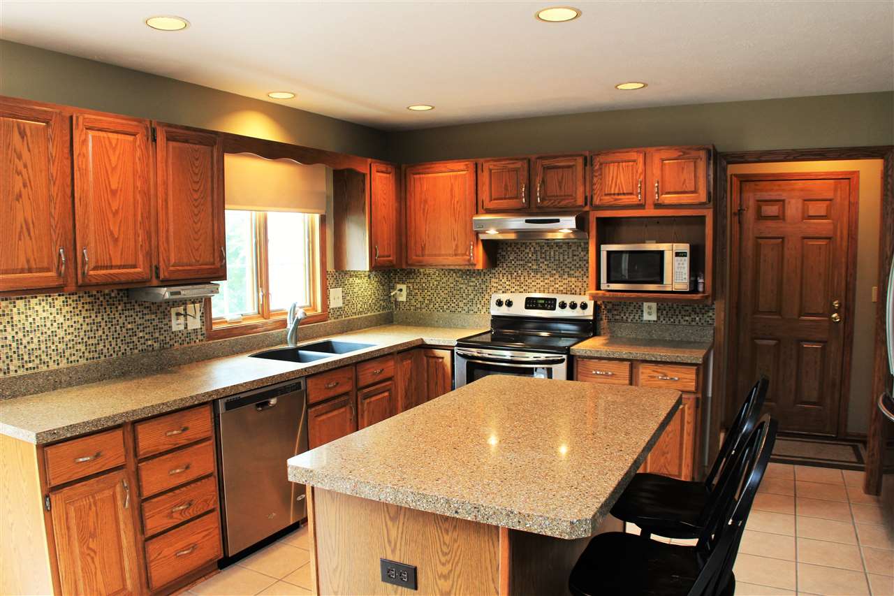 3752 Sherbrooke Road Rockford, IL 61114 - Photo 7 of 21 Gallery Image 7