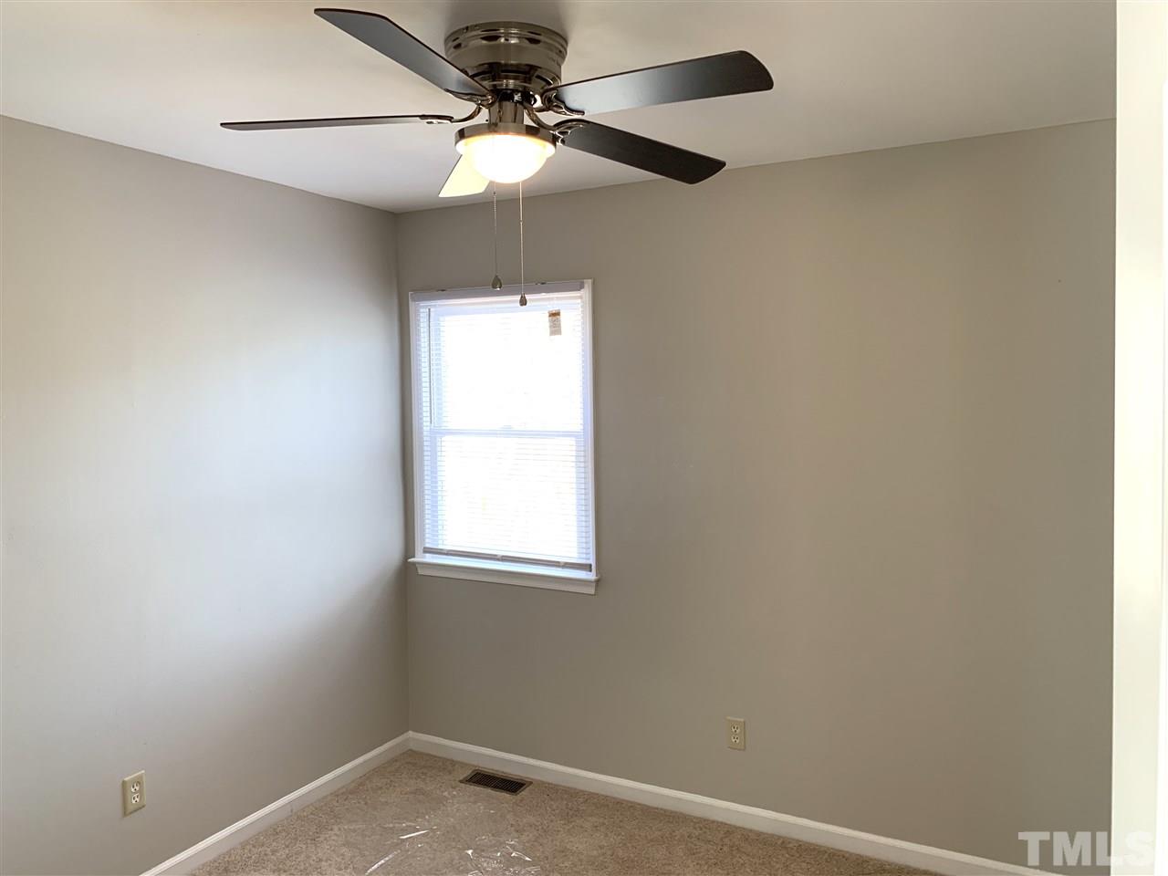 208 Oak Point Court Raleigh, NC 27610 - Photo 18 of 26
