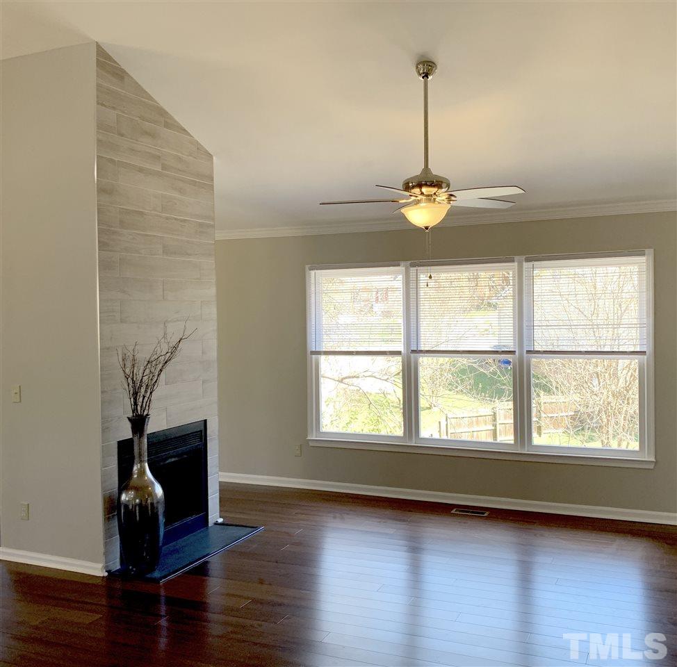 208 Oak Point Court Raleigh, NC 27610 - Photo 10 of 26