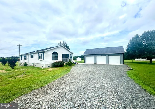 $305,000 | 11075 Jerusalem Road, Princess Anne, MD 21853