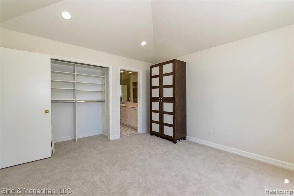 855 Rivenoak Street Birmingham, MI 48009 - Photo 39 of 55 Gallery Image 39