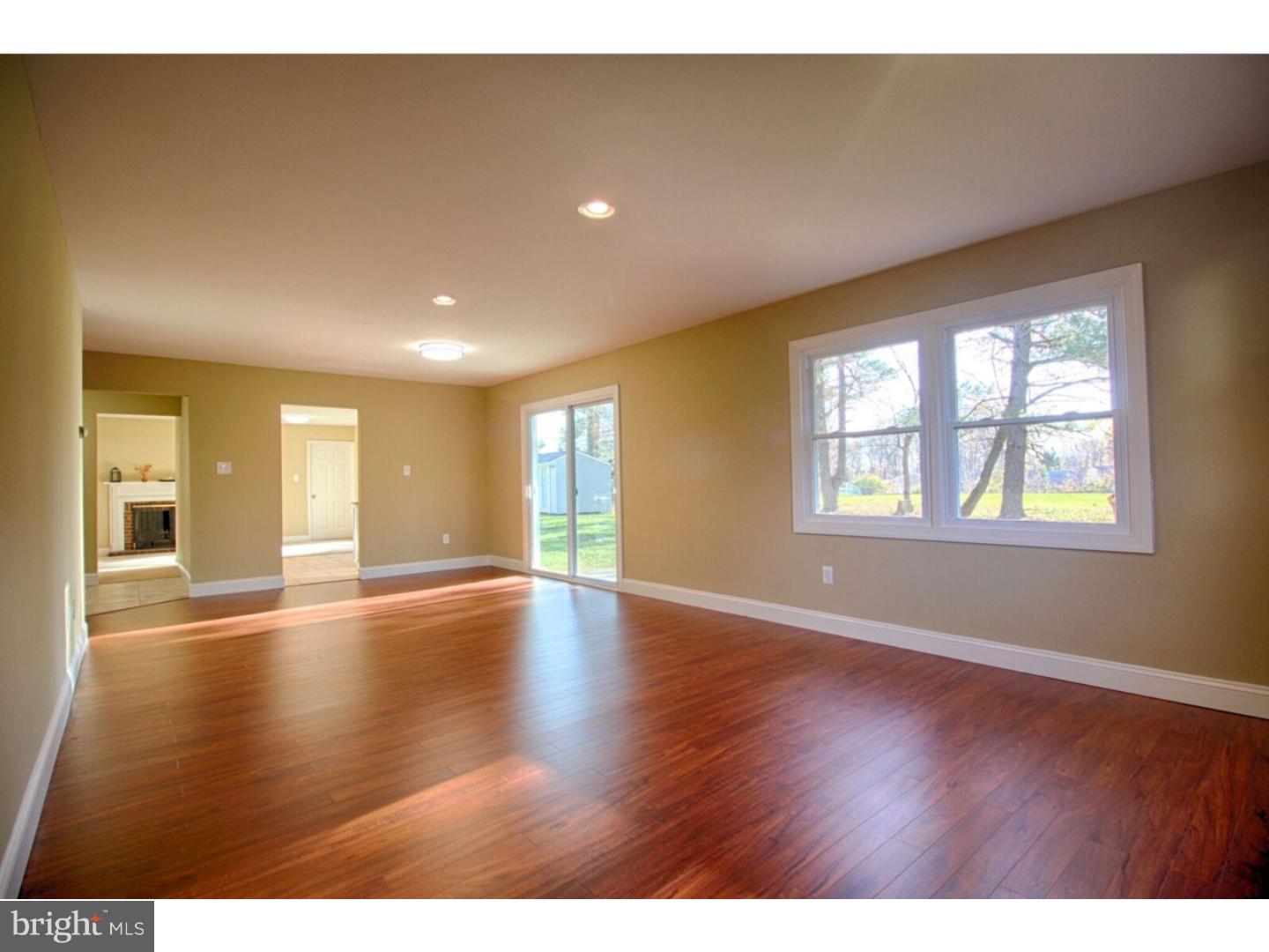 166 Country Club Road Willingboro, NJ 08046 - Photo 12 of 24