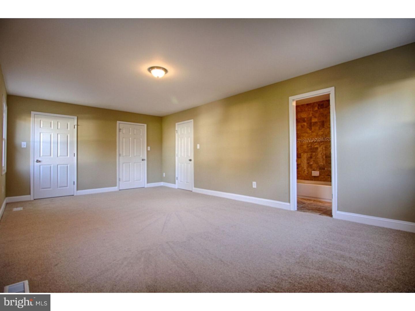 166 Country Club Road Willingboro, NJ 08046 - Photo 13 of 24