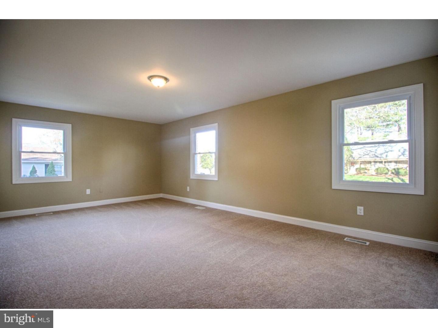 166 Country Club Road Willingboro, NJ 08046 - Photo 14 of 24