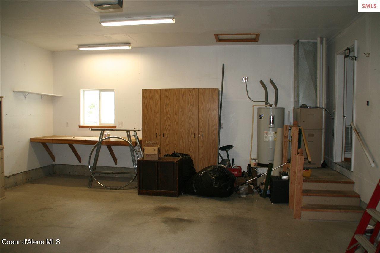 1601 Sequoia Street Sandpoint, ID 83864 - Photo 35 of 45 Garage