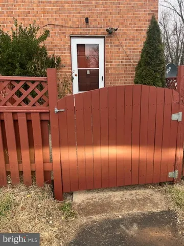 $210,000 | 9207 Douglas Street, Unit 215, Manassas, VA 20110