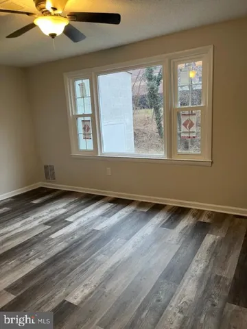 $210,000 | 9207 Douglas Street, Unit 215, Manassas, VA 20110