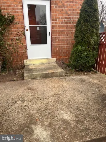 $210,000 | 9207 Douglas Street, Unit 215, Manassas, VA 20110