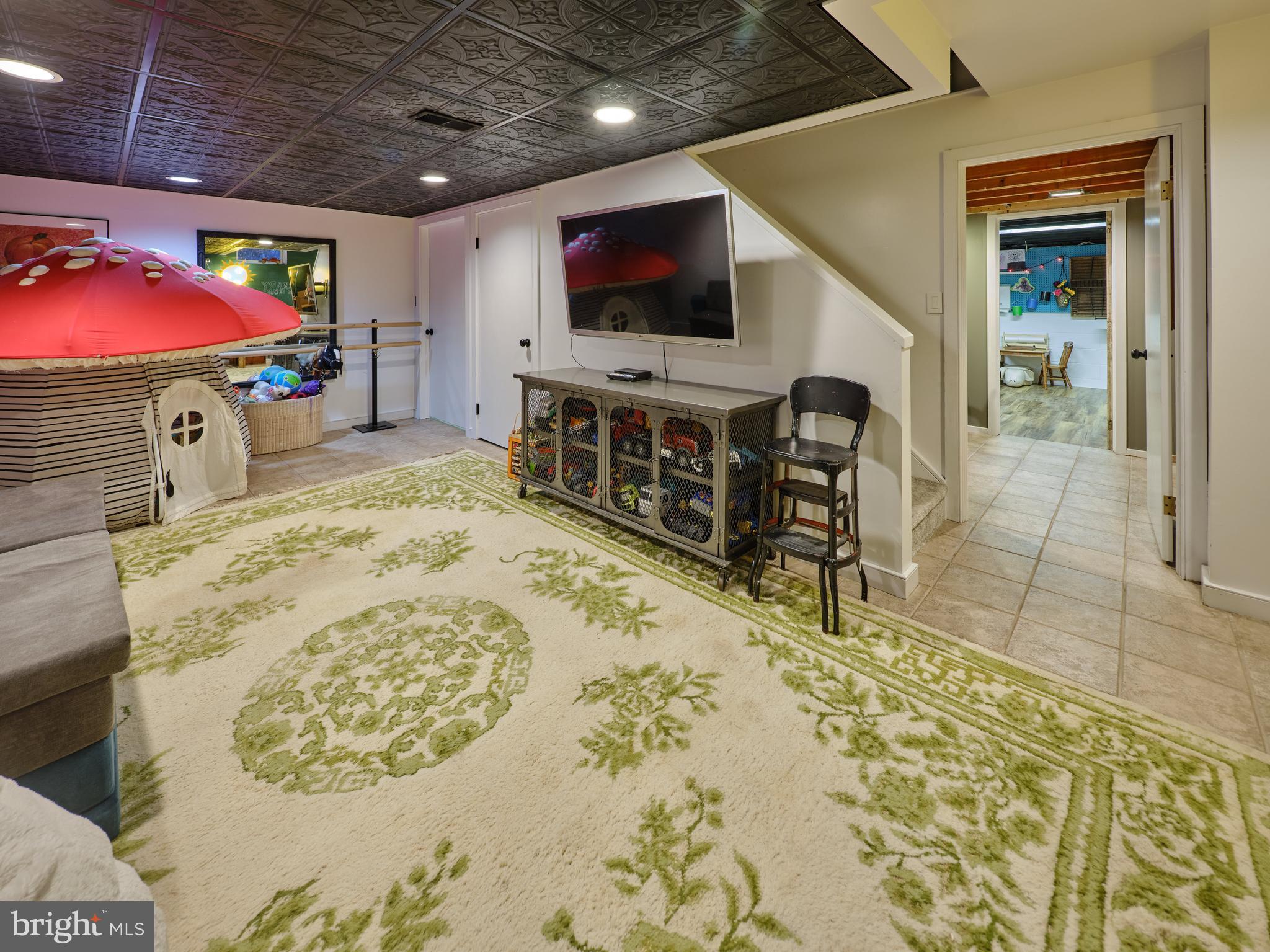 4760 Church Road Doylestown, PA 18902 - Photo 20 of 36