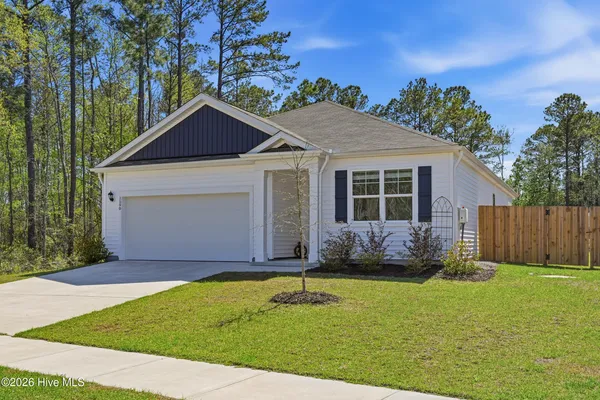 $315,000 | 1590 Lightered Knot Court, Bolivia, NC 28422