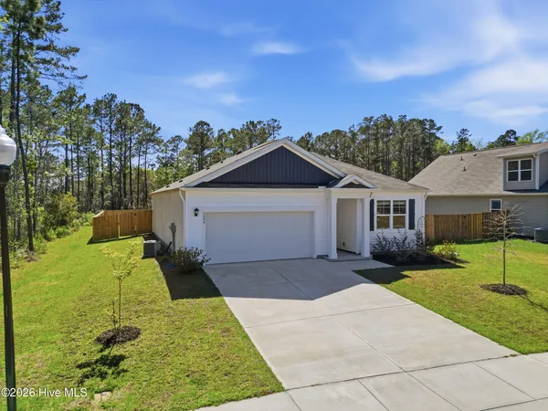 $315,000 | 1590 Lightered Knot Court, Bolivia, NC 28422