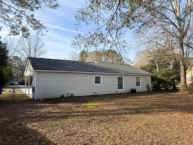 $269,500 | 7640 Hillview Lane, North Charleston, SC 29420