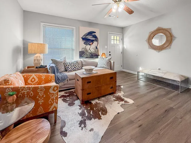 $269,500 | 7640 Hillview Lane, North Charleston, SC 29420