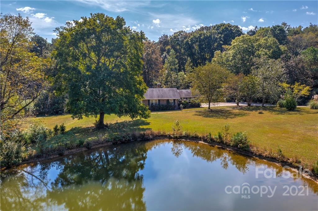 426 Boyce Road Charlotte, NC 28211 - Photo 1 of 15 Gallery Image 1