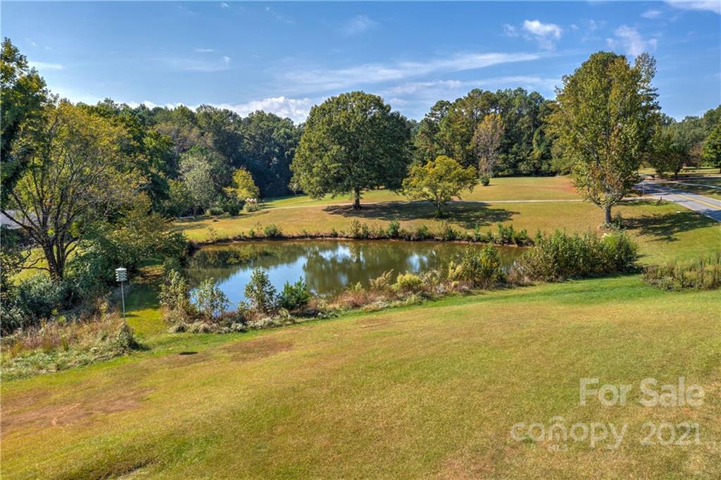 426 Boyce Road Charlotte, NC 28211 - Photo 14 of 15 Gallery Image 14