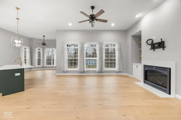 $599,900 | 1015 Peach Lane, Covington, IN 47932