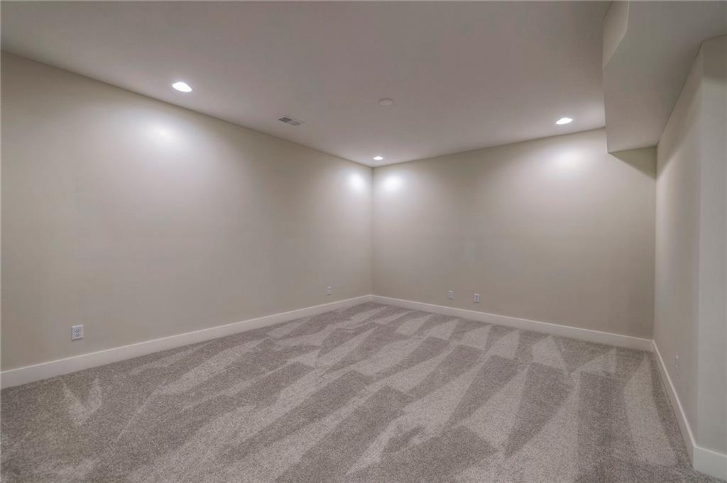 9854 Greeley Street Lenexa, KS 66227 - Photo 34 of 41