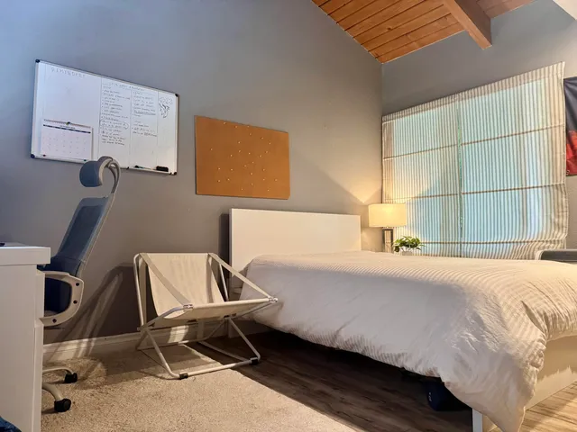 $399,000 | 2518 North Tustin Avenue, Unit E, Santa Ana, CA 92705