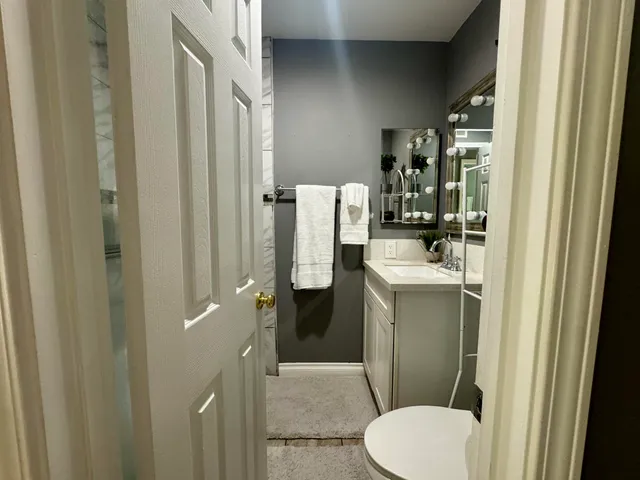 $399,000 | 2518 North Tustin Avenue, Unit E, Santa Ana, CA 92705