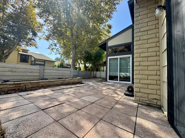 $399,000 | 2518 North Tustin Avenue, Unit E, Santa Ana, CA 92705