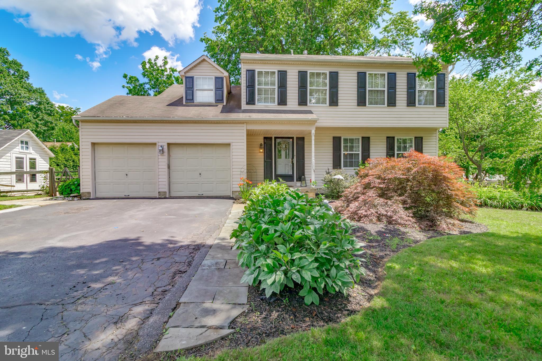 1317 Holly Road Warrington, PA 18976 - Photo 1 of 38 Gallery Image 1