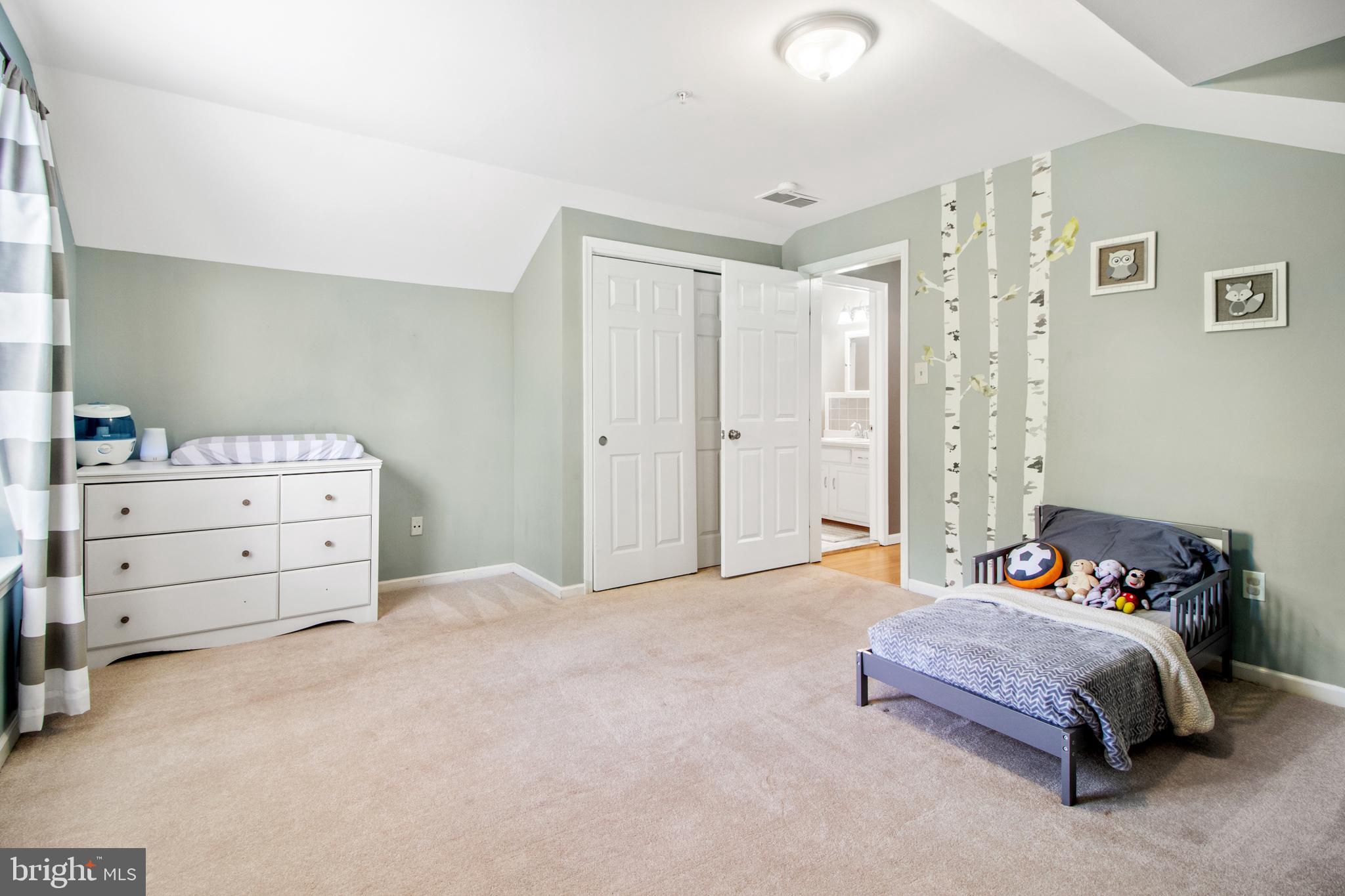 1317 Holly Road Warrington, PA 18976 - Photo 19 of 38 Gallery Image 19