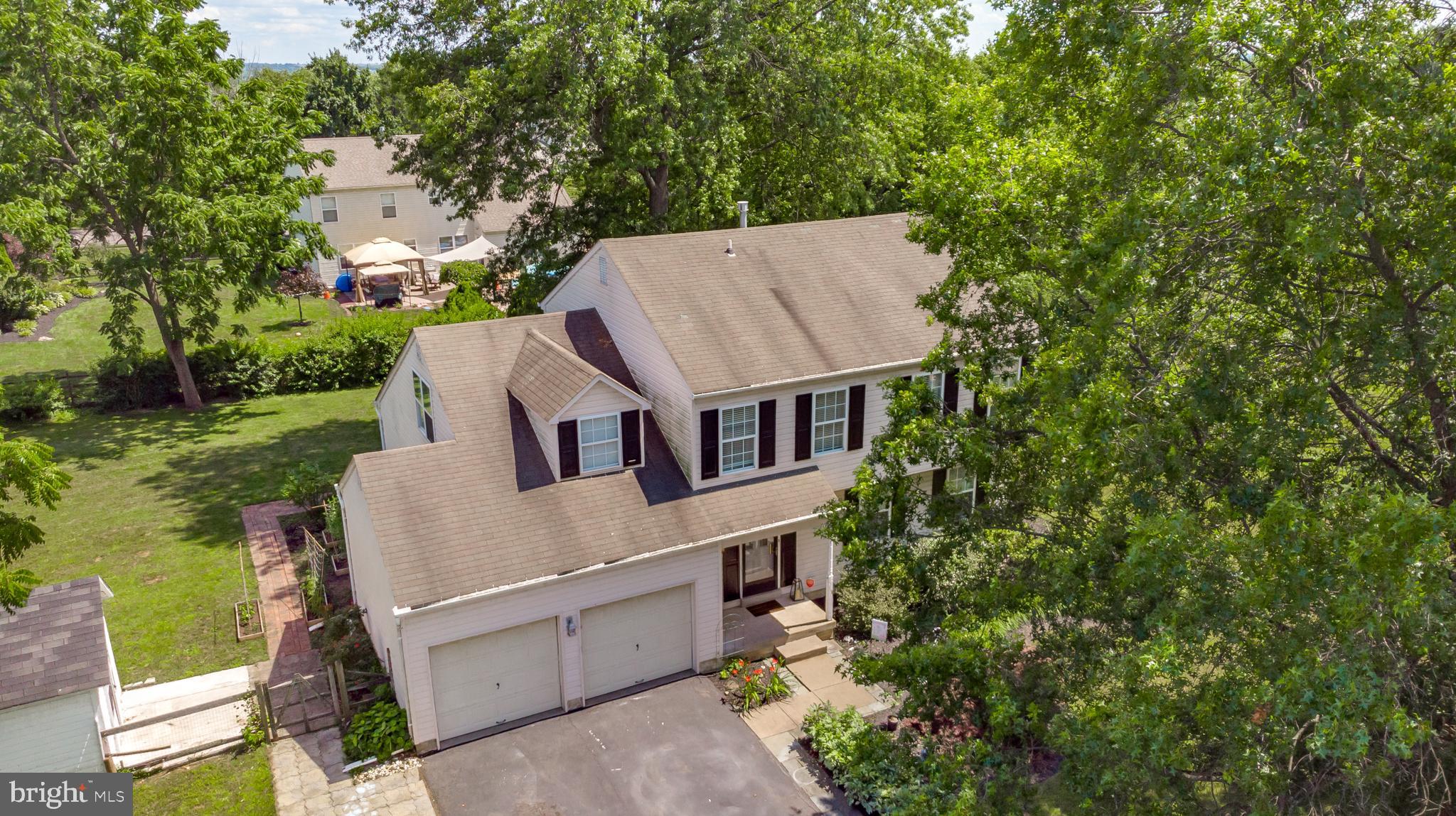 1317 Holly Road Warrington, PA 18976 - Photo 3 of 38 Gallery Image 3