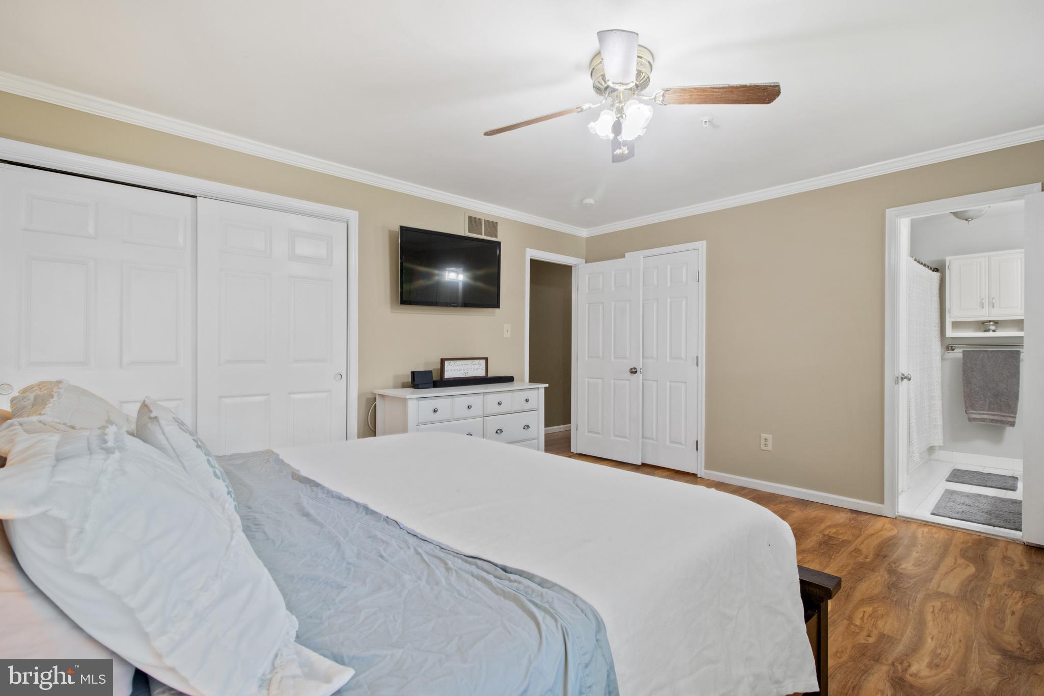 1317 Holly Road Warrington, PA 18976 - Photo 26 of 38 Gallery Image 26
