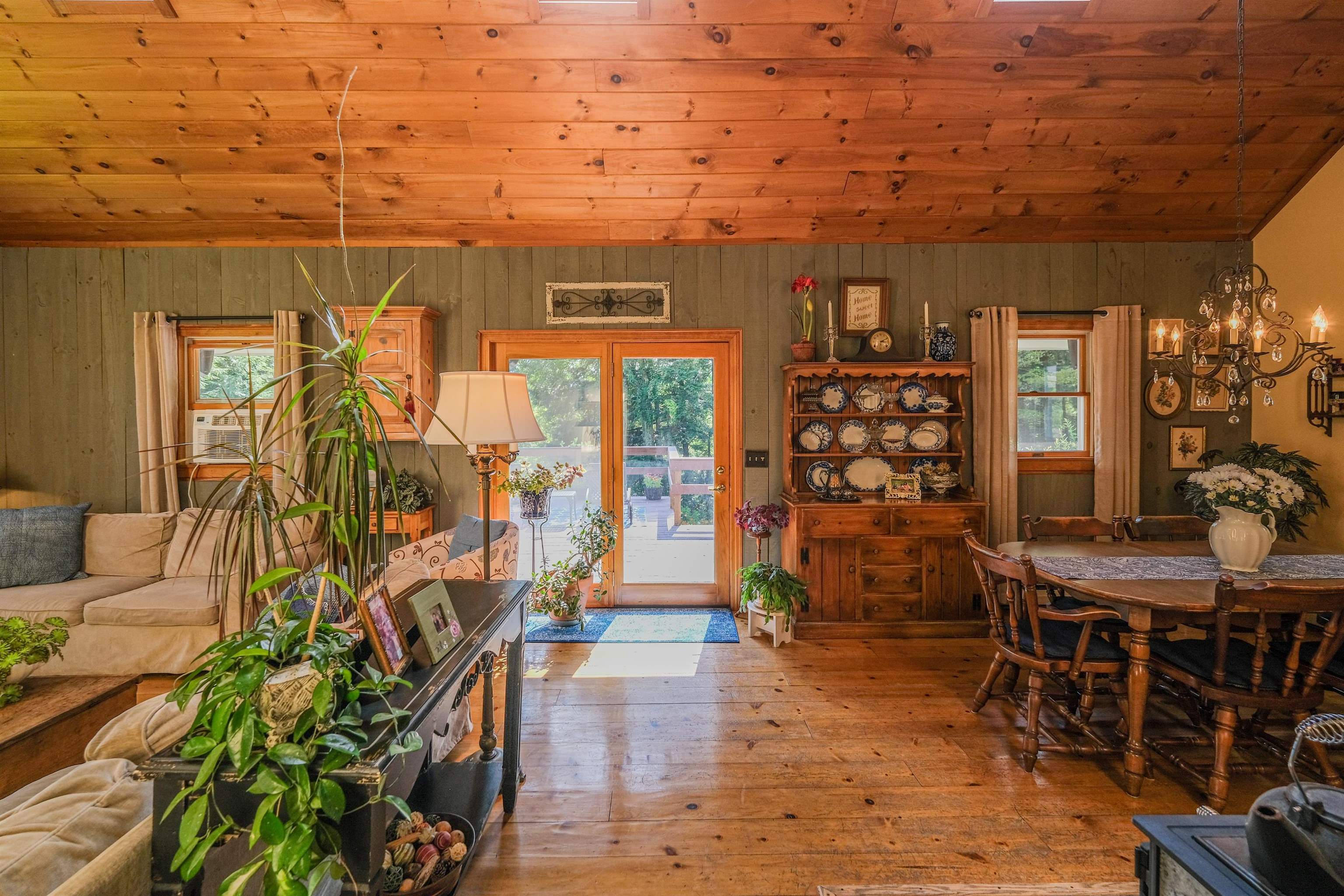 688 Hidden Heights Road Chester, VT 05143 - Photo 10 of 60