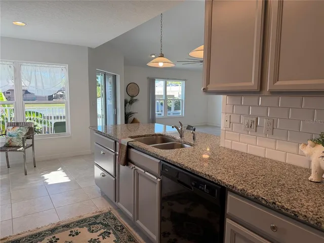 $425,000 | 38 Colechester Lane, Palm Coast, FL 32137