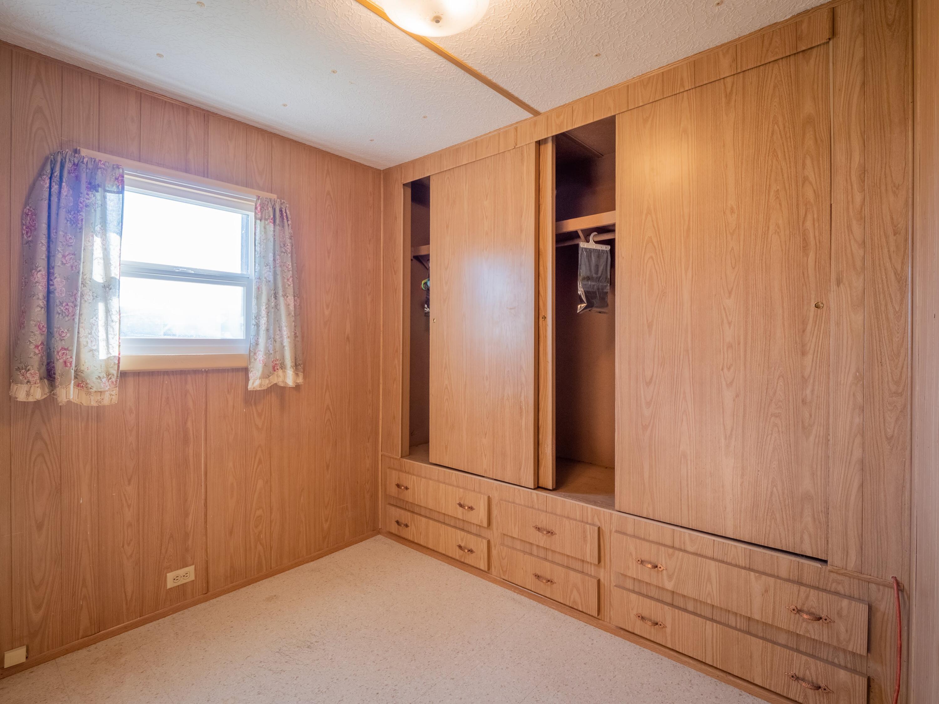 455 Hartley Road Talent, OR 97540 - Photo 9 of 26 Bed 1a