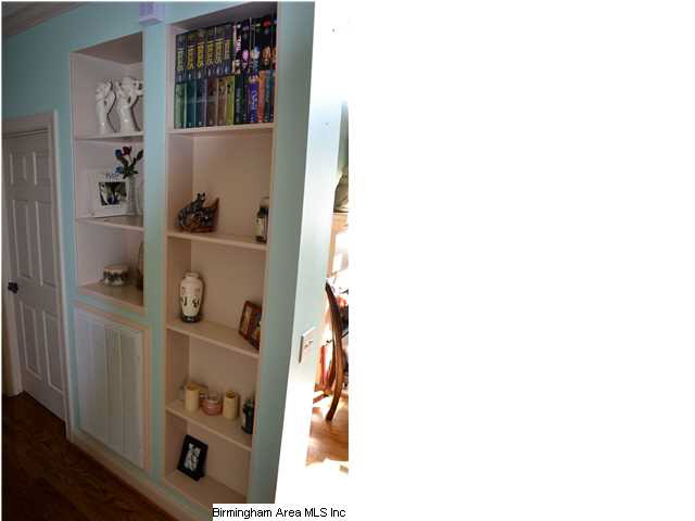 136 Southledge Birmingham, AL 35242 - Photo 9 of 28