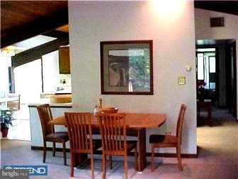 216 South Ridley Creek Road Media, PA 19063 - Photo 4 of 12