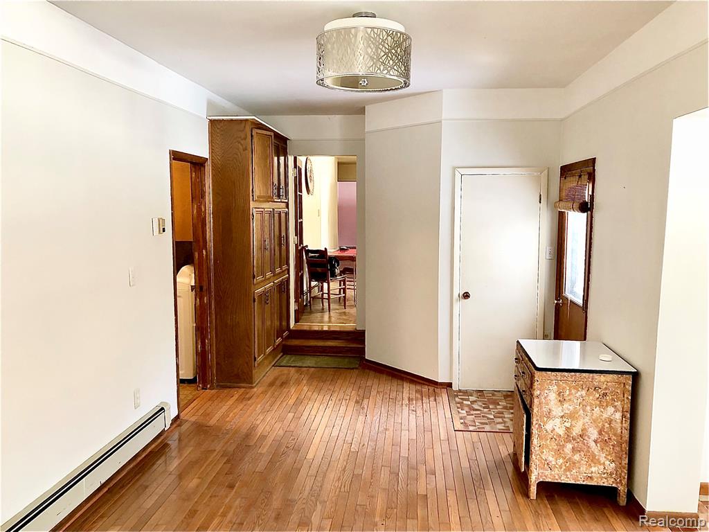 804 East Gunn Road Rochester, MI 48306 - Photo 5 of 15